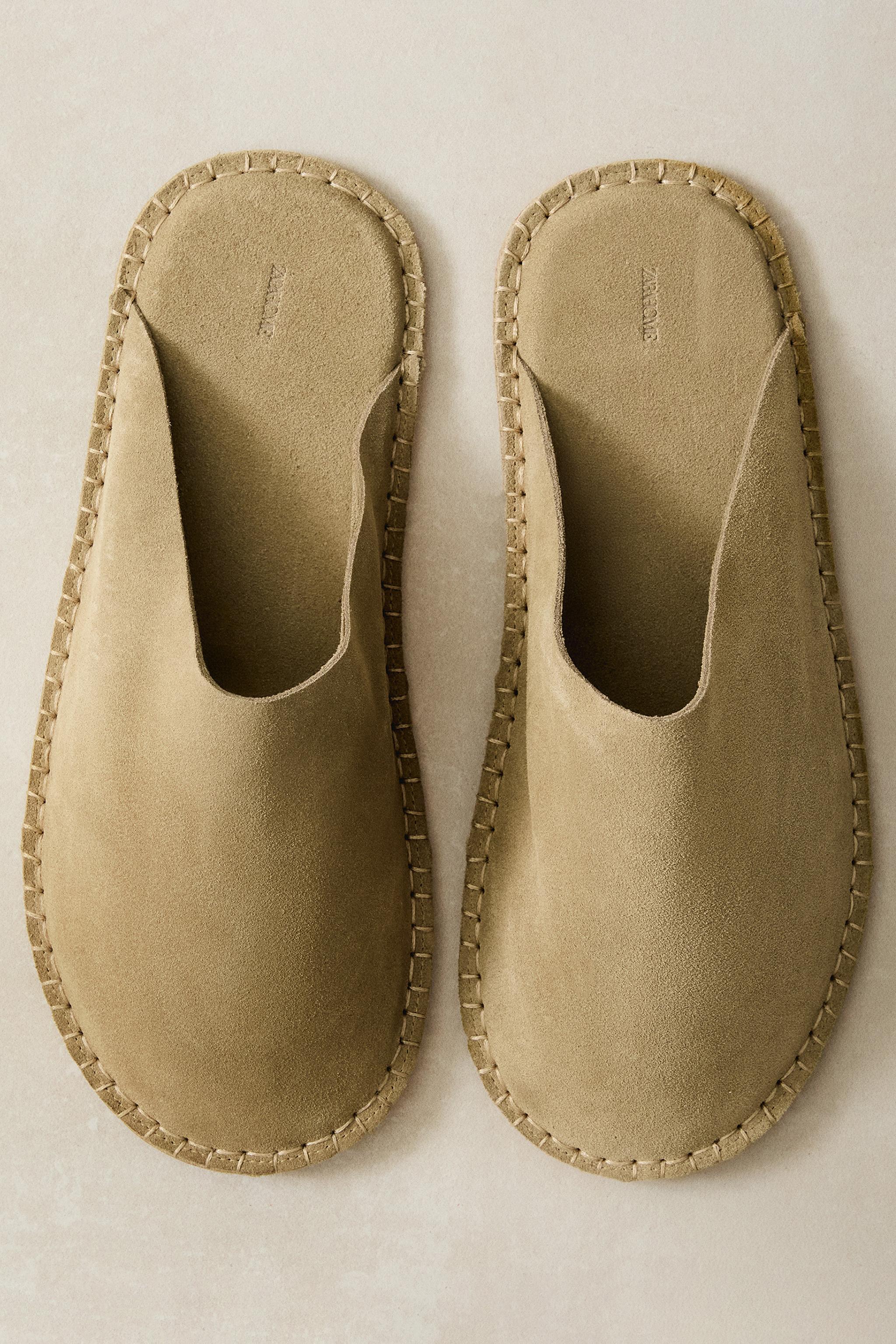 LEATHER SLIPPERS WITH TOPSTITCHING